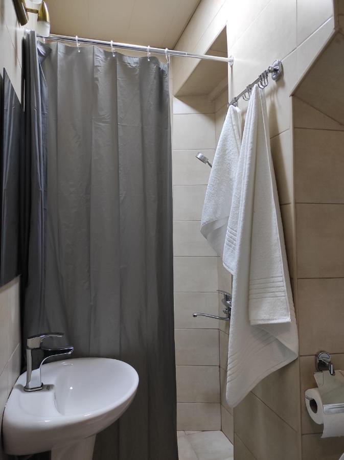 Tranquil Apartment In Vake Tbilisi Exterior photo